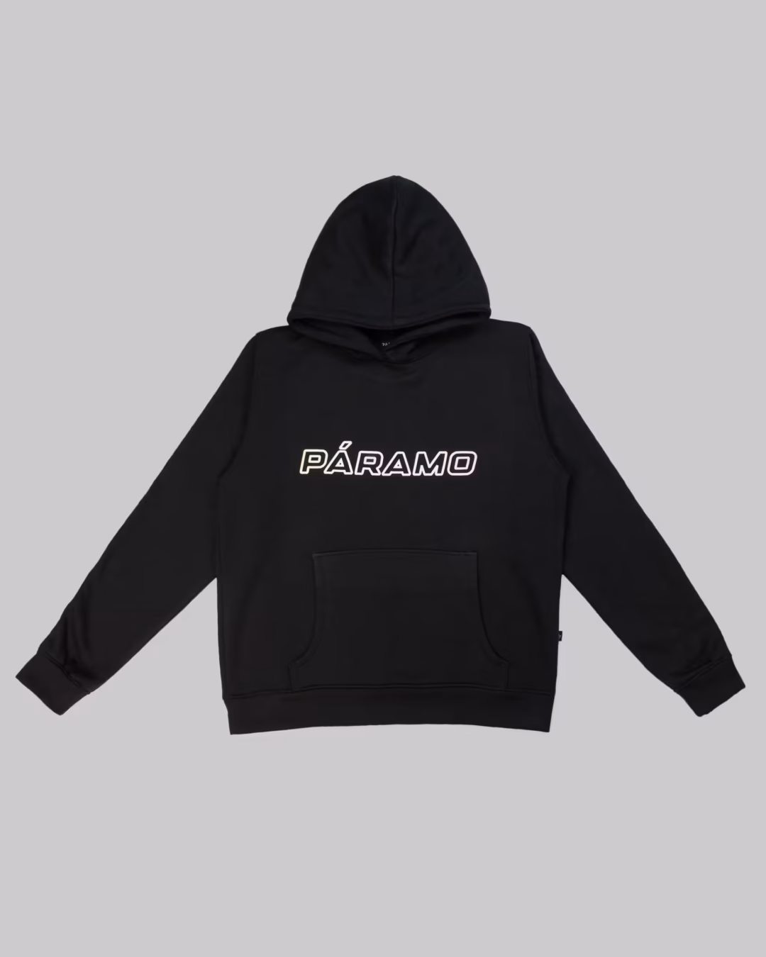 Hoodie Esencial Páramo - Negro, Buzo con capota en algodón perchado de alto gramaje, con estampado de alta densidad 'PÁRAMO' en la parte frontal.